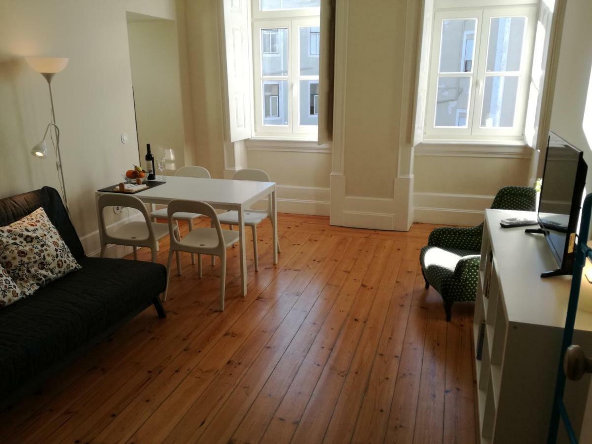 Ah33 - Estudios Coïmbre Extérieur photo